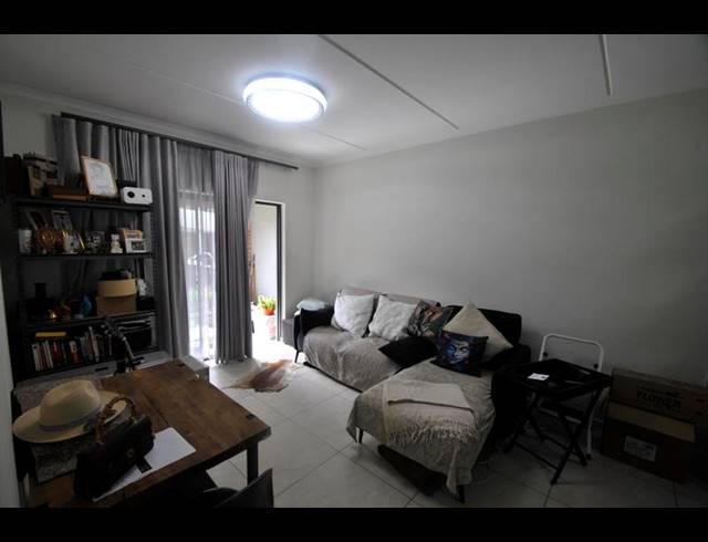 2 BEDROOM APARTMENT FOR SALE IN RANDPARK RIDGE